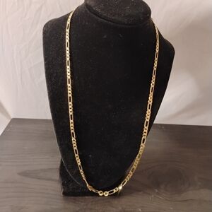 18K Yellow Gold Plated Link Neckline